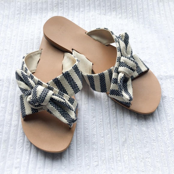 A New Day Knotted Blue/White Stripe Sandal. Size 6.5 - Picture 4 of 4
